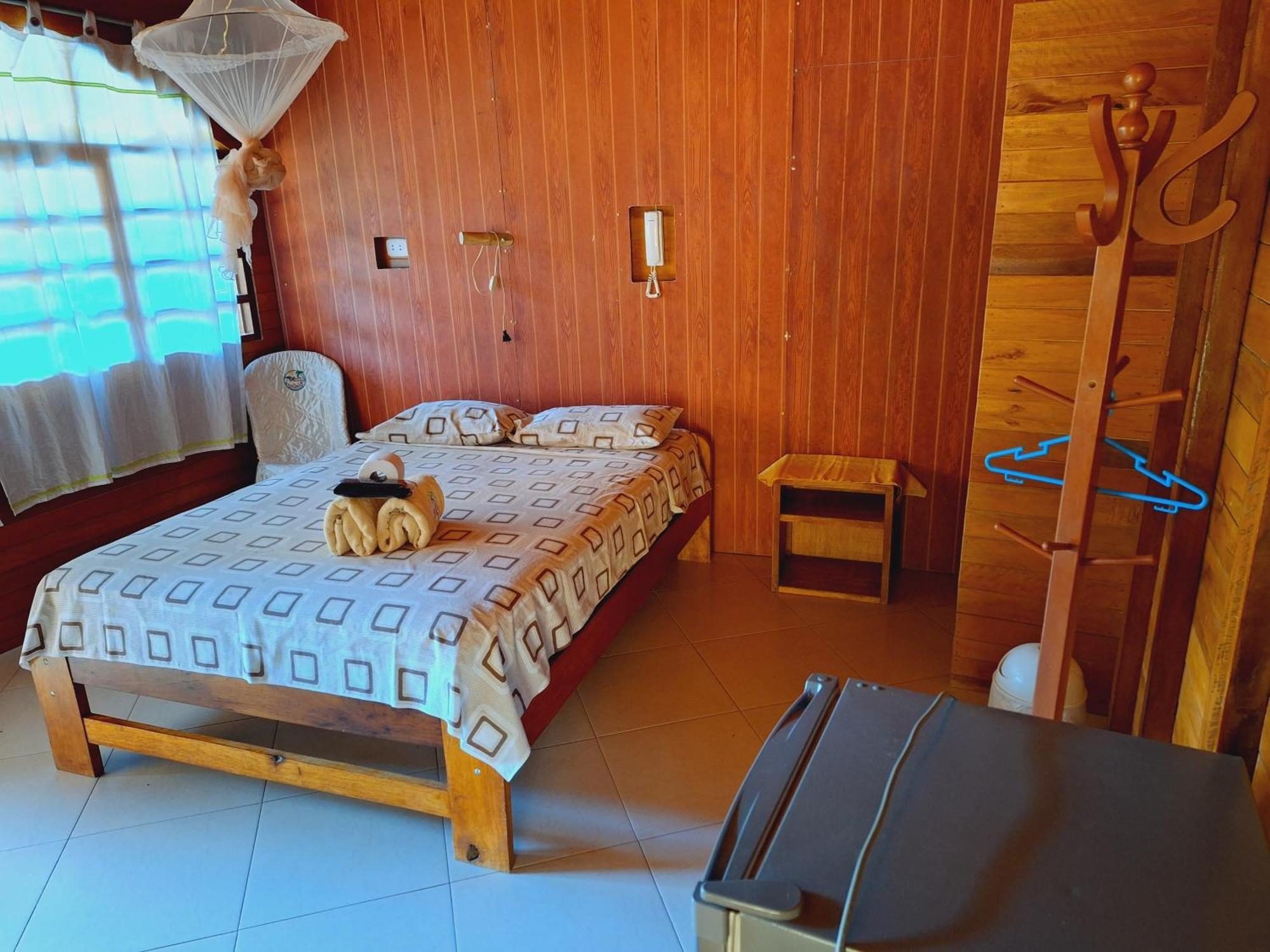 Madera Labrada Lodge Ecologico Тарапото Екстер'єр фото