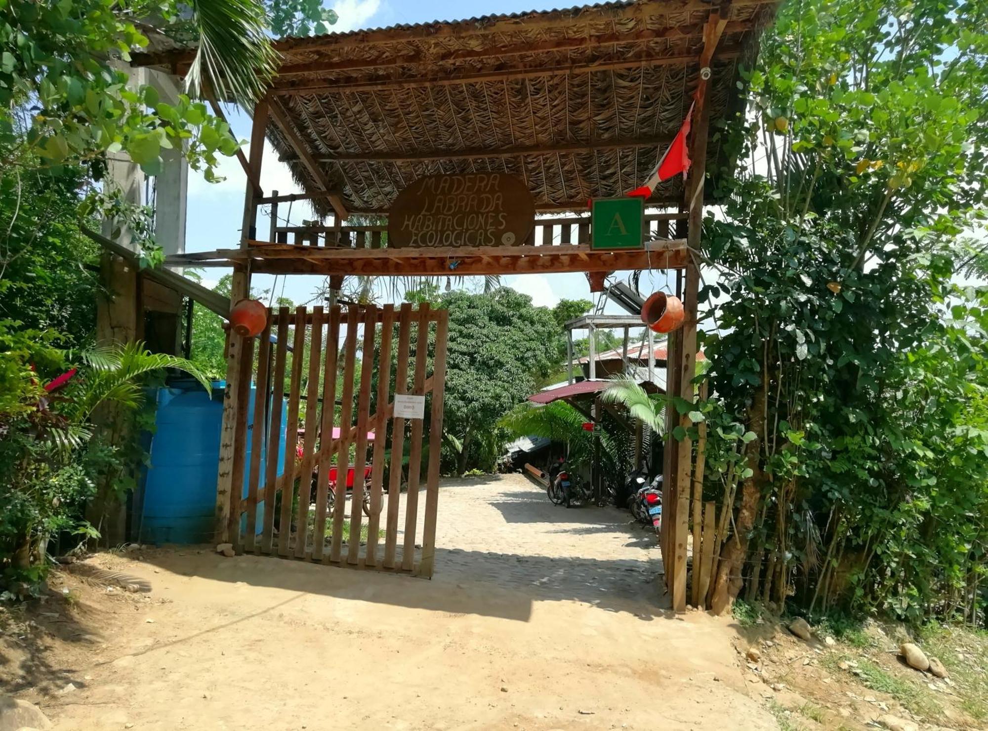 Madera Labrada Lodge Ecologico Тарапото Екстер'єр фото