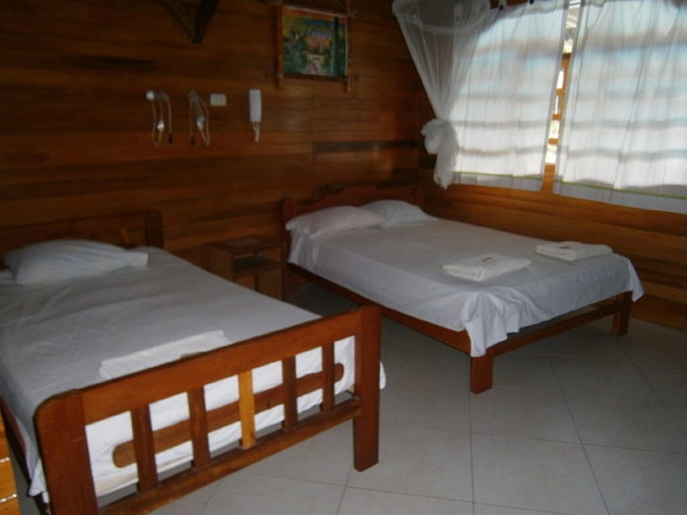 Madera Labrada Lodge Ecologico Тарапото Екстер'єр фото